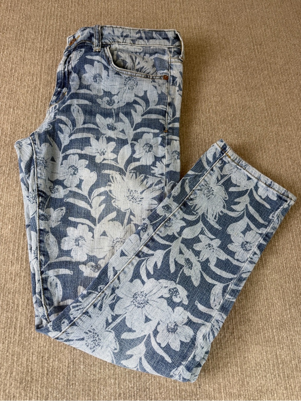 Anthropologie Pilcro And The Letterpress Slim Boyfriend Jeans All Over Floral